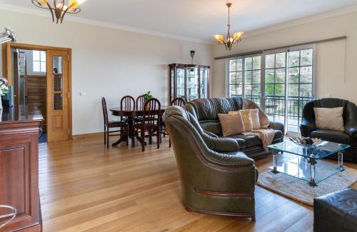 Camara de Lobos House | Varandas da Caldeira by Madeira ReAL