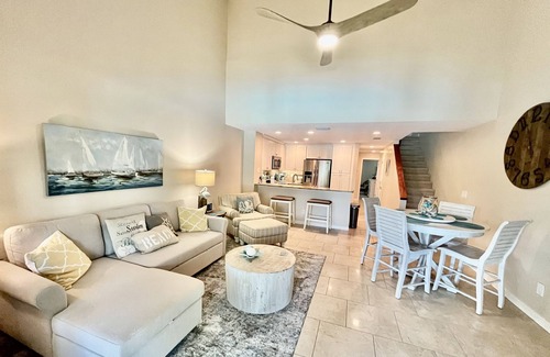 Butler Beach Condo | VDP 59 - Relax and enjoy your vacation in this Gold-rated condo overlooking the pool.