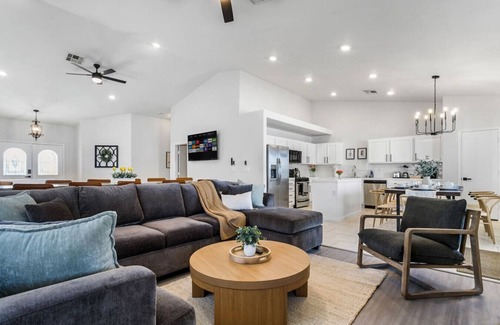 North Las Vegas House | Vegas Group 6BD Pickleball, Pool, Movie Room, More