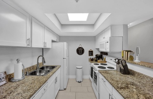 Las Vegas Condo | Vegas Life 2b/2bth Centrally Loc Condo 2mi-Strip