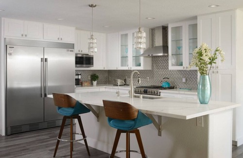 Canyon Gate House | Vegas Oasis 15 min strip - Spacious 4 BR 3.5BA Sleeps 14