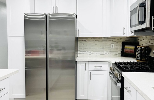 Whitney House | Vegas Oasis with Private Hot Tub and Pool - Near the Strip