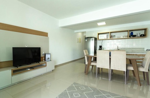 Caieira Apartment | Venha curtir essa maravilha! Frente para o mar!