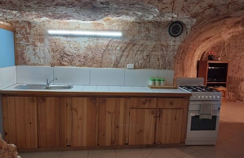 Coober Pedy House | Venushill Bed and Breakfast