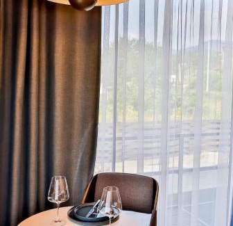 Slavske Cabin | Veranda