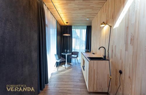 Slavske Cabin | Veranda