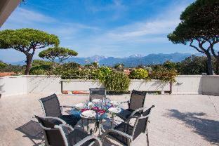 Marina di Pietrasanta Apartment | Verdeluna ApartHotel