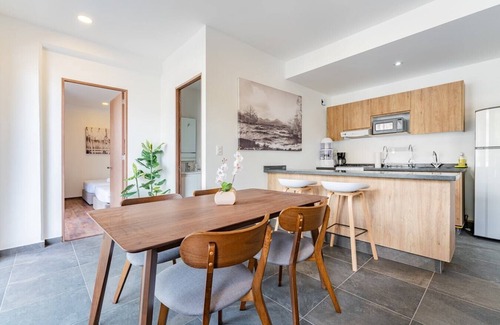 Doctores Apartment | VH | Doctores 2 bedroom w/balcony and parking I 207