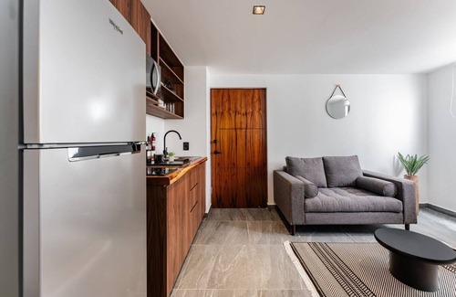 Santa Maria la Ribera Apartment | VH |Sta Ma la Ribera 23 pax Piso 2| wifiandgym | 370