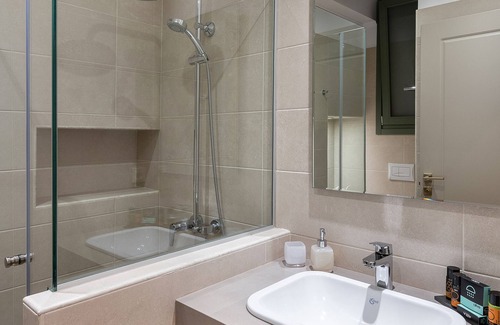 Old Town House | Viaggio Elegant Rooms