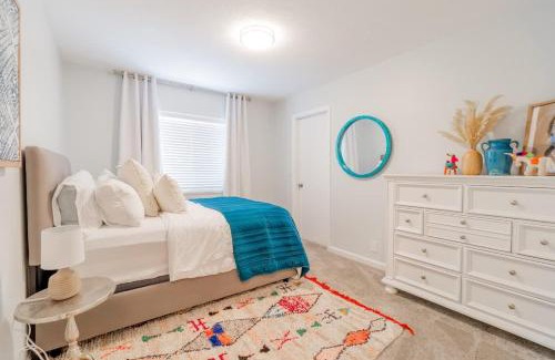 Northwest Reno House | Vibrant Boho Home 3 Bed Pet Friendly