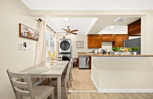 Alhambra Apartment | Vibrant&Refreshing 12 min to Downtown LA