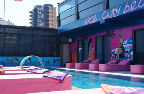 Artikli Hotel | vice city beach resort otel