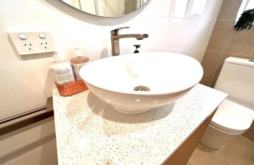 Victor Harbor Apartment | Victor Seaside Villa