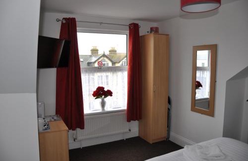Clacton-on-Sea House | Victoria Villa Guesthouse
