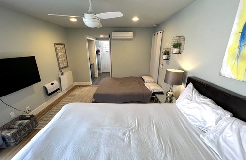 Redding Apartment | Victory Suite- Private Entrance + Bathroom