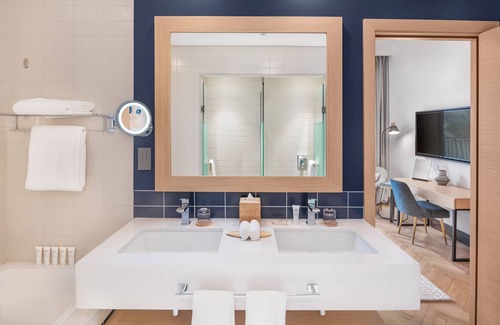 Umm al Quwain Hotel | Vida Beach Resort Umm Al Quwain