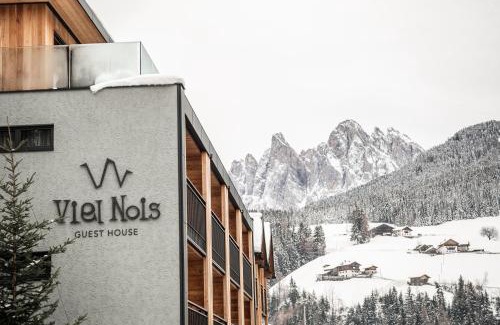 San Pietro Hotel | Viel Nois Guest House