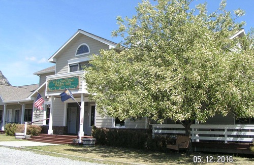 Gardiner Hotel | View from your balcony the highest Northern mountain, Yellowstone National Park