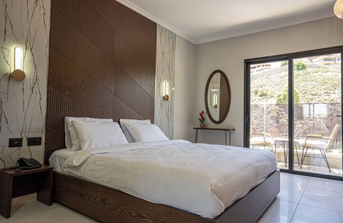 Majdal al-Shams Hotel | View Hotel