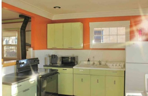 Trinidad Cottage | View of the Town at Carr's Cottage