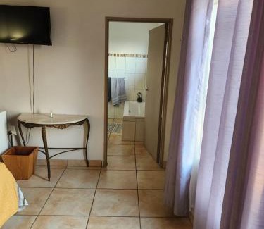 Tzaneen House | View on 83