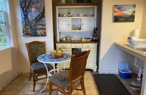 Hawi Cottage | View, Value, Comfort, Clean, Gracious Host Available To Assist You In Planning