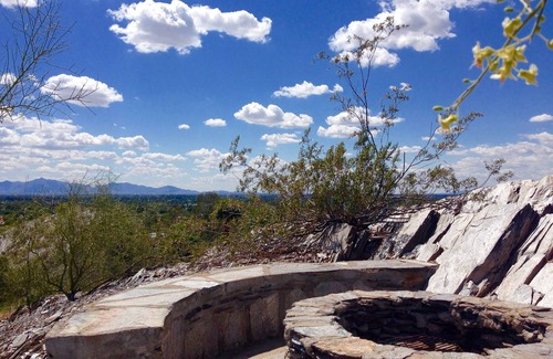 Pointe House | Views 360 Degrees w/3 acres Central location