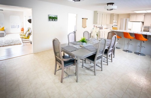 Yountville House | Views Galore! Wine Country Retreat - minutes from foodie paradise Yountville