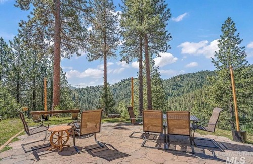 Boise House | Views views views! Luxurious tranquil cabin retreat!