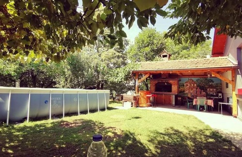 Lukavac House | Vikendica Emir