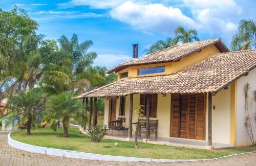 Vale dos Pinheiros Hotel | Vila Chico