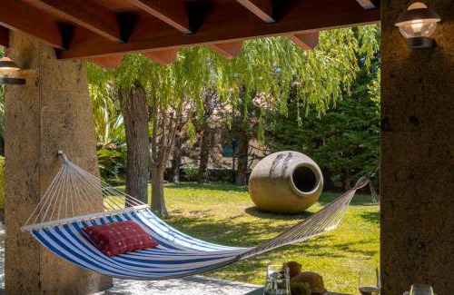 Prazeres Villa | Vila Esperança by An Island Apart