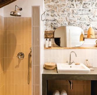 Slap Villa | Vila Kobdilj 1835 - Unique Stay in Karst Stone Villa