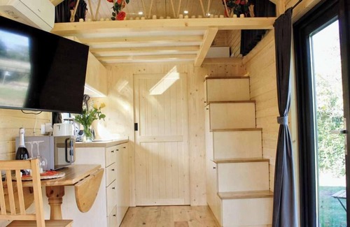 Great Horkesley House | Vilasini Hut by Tiny Away