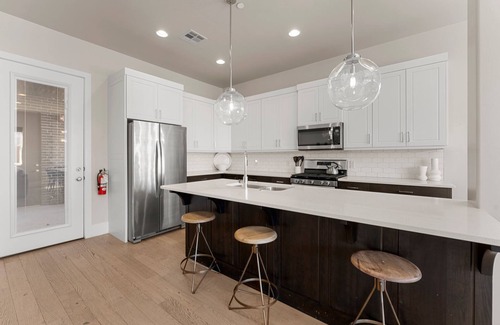 Bloomington Condo | Villa #01 at Bloomington Country Club: Pool, Golf, Restaurant