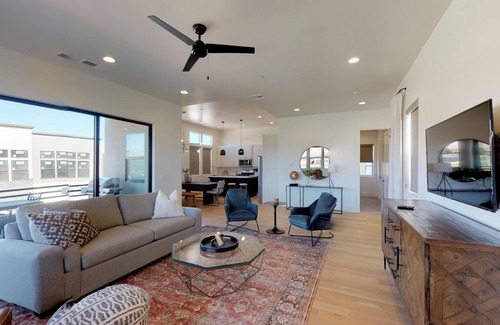 Bloomington Condo | Villa #10 at Bloomington Country Club