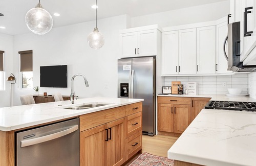 Bloomington House | Villa 12 - Pet Friendly 4 Bedrooms