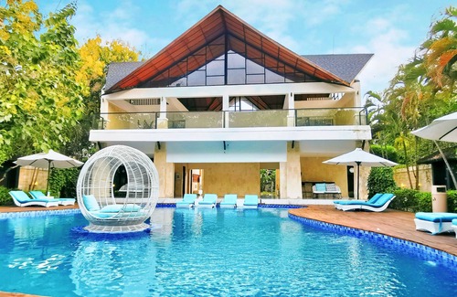 Central Seminyak Villa | Villa 4 BR Central Seminyak mins to Beach