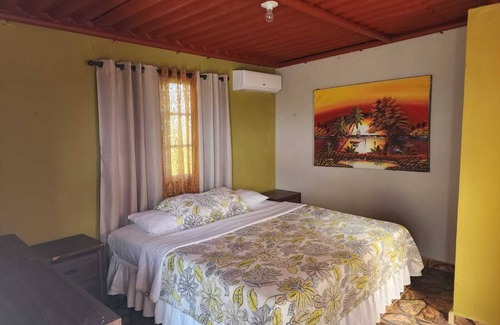 Reparto Ibarra Bed & Breakfast | VILLA 5 MIN FROM THE AIRPORT, WELLNESS, NATURE, AND PRIVACY