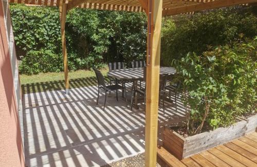 Montmerle-sur-Saone Villa | Villa 8 personnes à proximité des bords de Saône