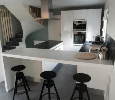Montmerle-sur-Saone Villa | Villa 8 personnes à proximité des bords de Saône