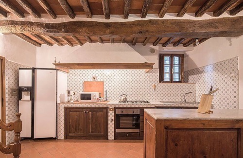 Volpaia Villa | Villa Al Borgo: A welcoming two-story villa located in a characteristic village, with Free WI-FI.