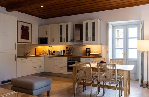 Hydra House | Villa Alethea Retreat