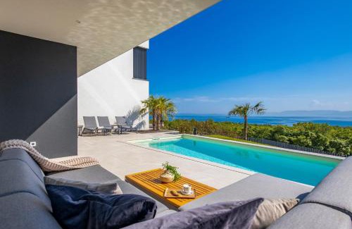 Kostrena Apartment | Villa Ameli Apartment with swimming pool