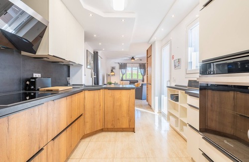 Badia Blava Villa | Villa 'Amelia Cerca De Cala Pi' with Private Terrace, Wi-Fi and Air Conditioning