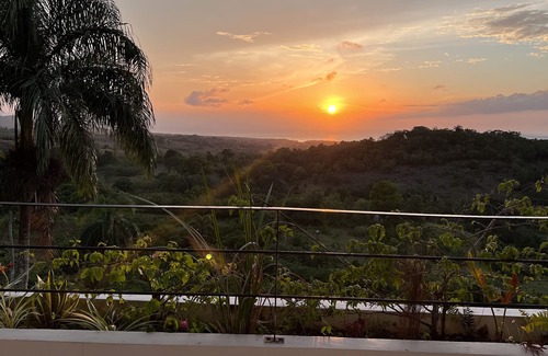 Barrio Acapulco Villa | Villa Ana, 4 bdr, infinity pool with endless mountain & ocean views