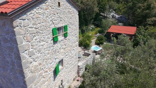 Cres Villa | Villa Ana with jacuzzi & swimming pool