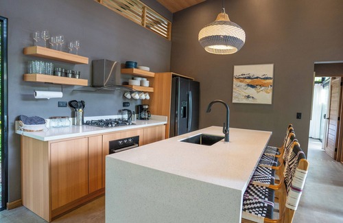 Punta Uva House | Villa Asencia - Relax in Punta Uva with Pool & AC