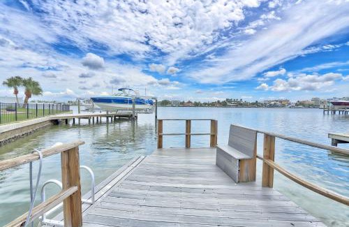 Bahia Shores House | Villa At Bahia Shores-1BR